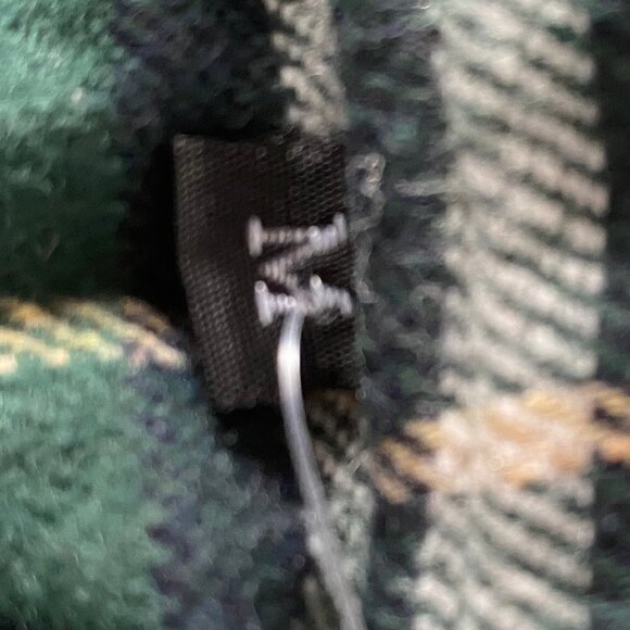 Pet Reversible Dark Green Plaid & Black Quilted Winter Coat - Picture 9 of 11